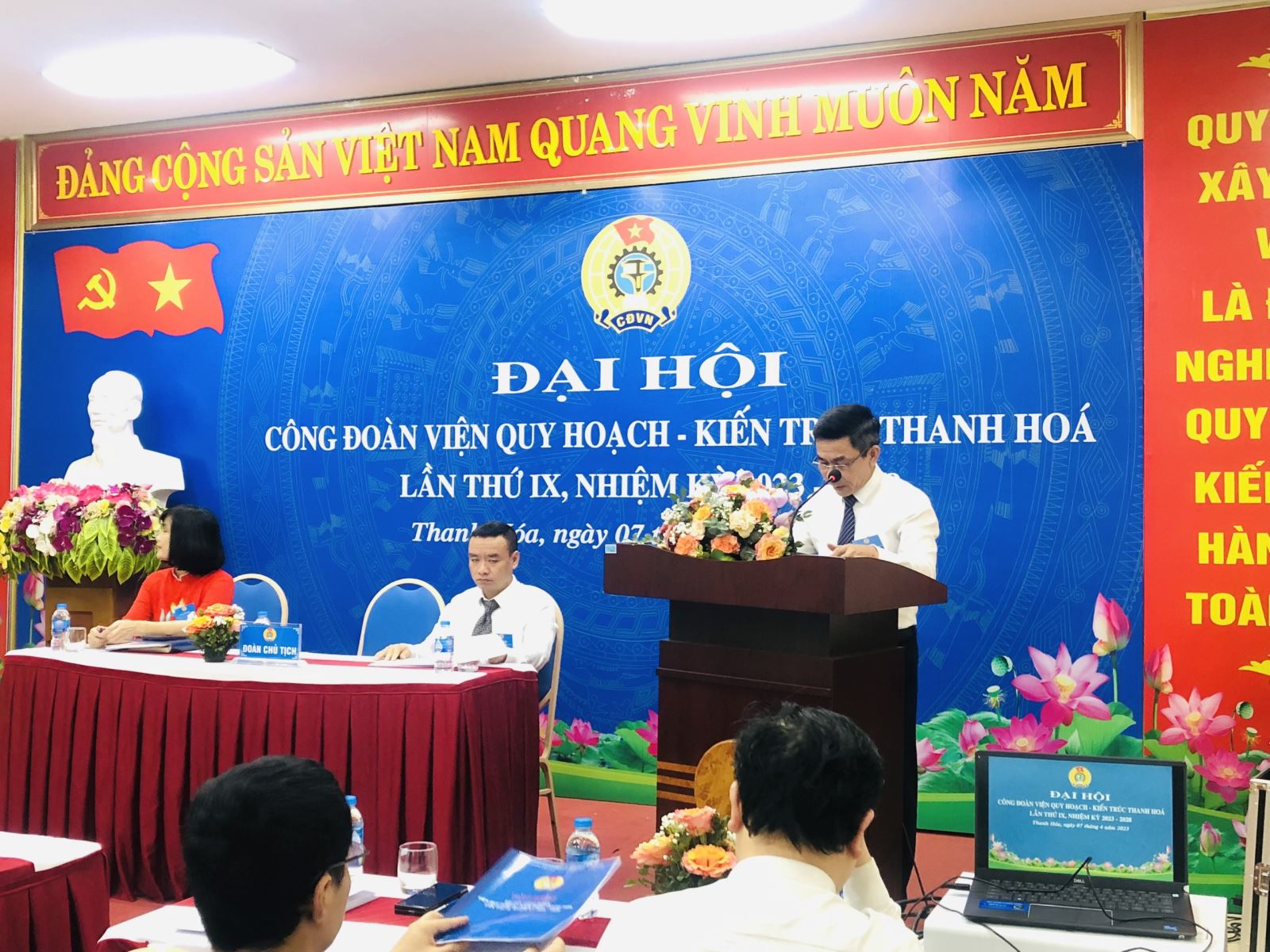 Đồng chí Nguyễn Văn Tùng khai mạc Đại Hội